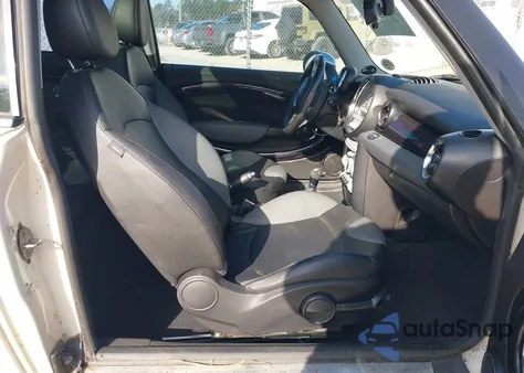 2010 Mini Cooper S Clubman z USA, uszkodzony, nr VIN WMWMM3C57ATP94569